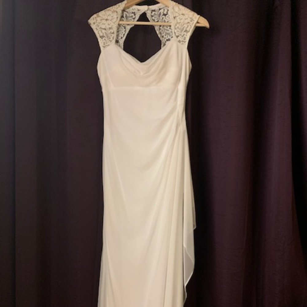 David's Bridal Ivory Lace Wedding Dress Size 4 (XS3450 MIVORY)